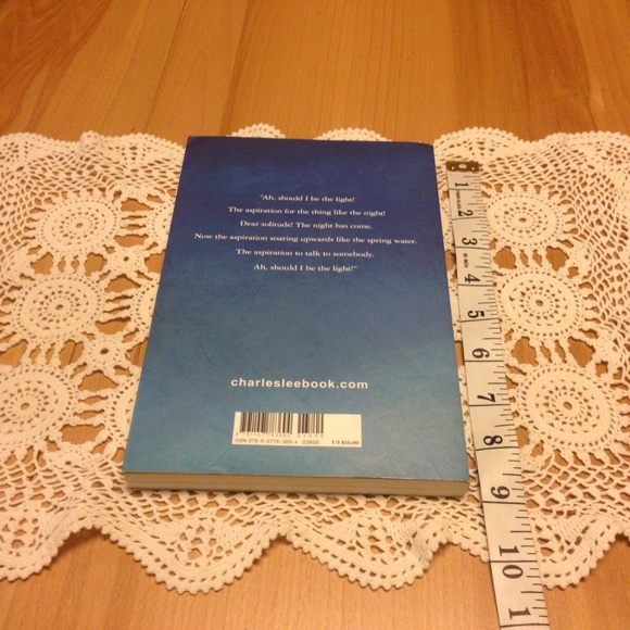 3 for $10 book sale! Philosophy - Nietzsche and Ikeda - Picture 2 of 4